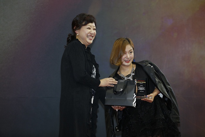 1017-메이크업어워드(박나래)3